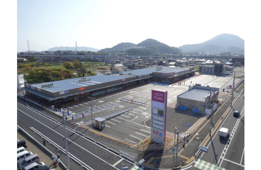 イオンタウン周南久米