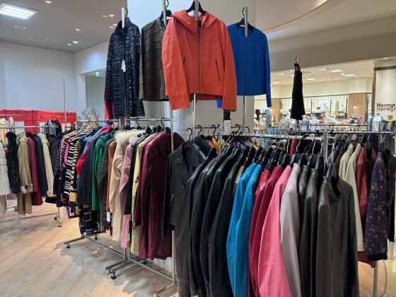 革製品の期間限定販売を実施中♪