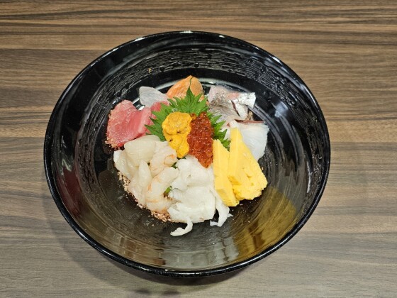 丼処山助