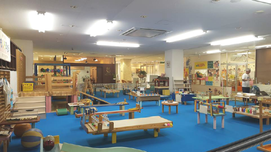 創作遊具の遊び場 おもしろひろば