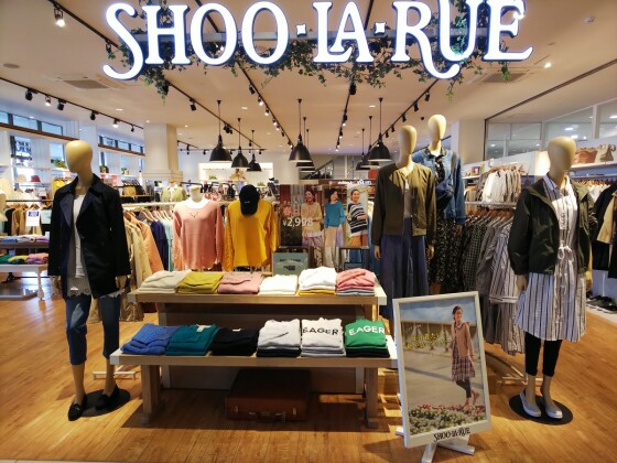 SHOO LA RUE