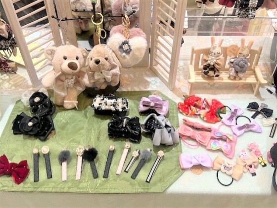 催事：占いとアクセサリー販売