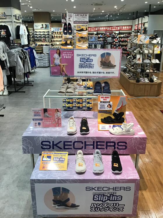 スケッチャーズさらに入荷！