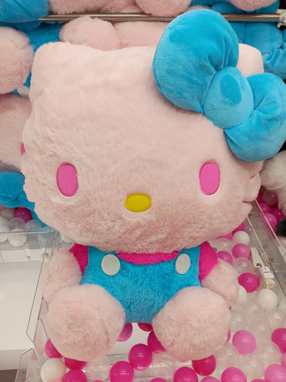 ✨新着景品情報✨ハローキティ　ぴんくとみずいろドールＧＪ