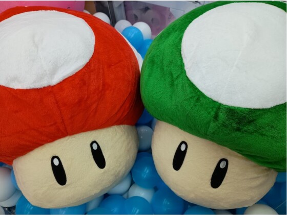 ✨新着景品情報✨スーパーマリオ　特大サイズぬいぐるみ　スーパーキノコ／１ＵＰキノコ