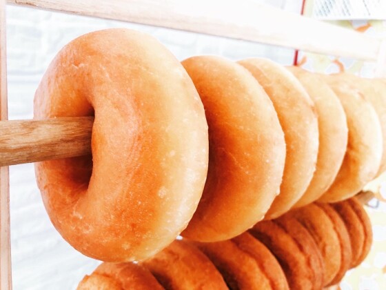 1/4（日）揚げたてドーナツをフードトラックで販売！