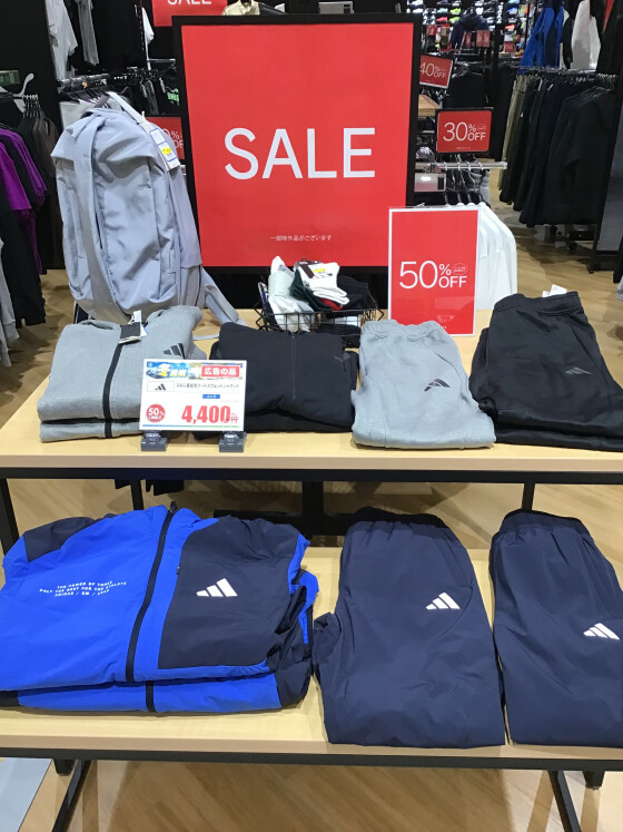 アディダス50％OFF