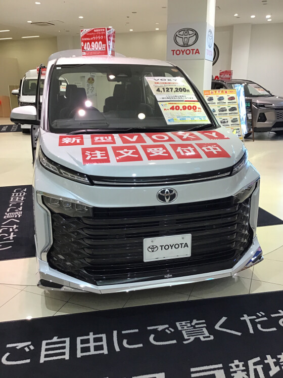 新しい仲間（展示車）がはいりました🚗