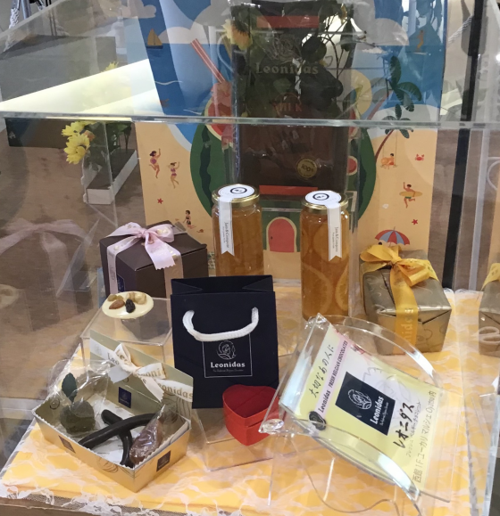 初夏に続き 盛夏です!!!  展示商品を変更しました！　