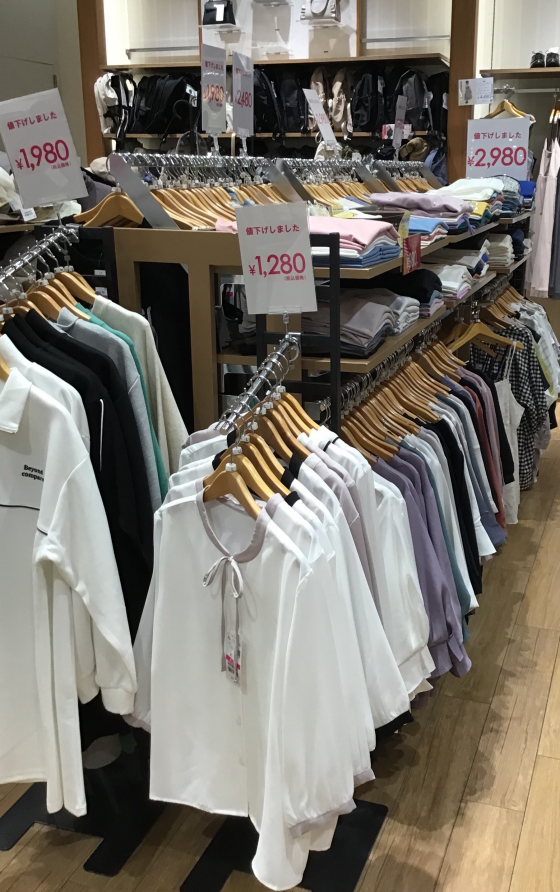 🏖️夏物人気アイテムぞくぞく入荷中🌻