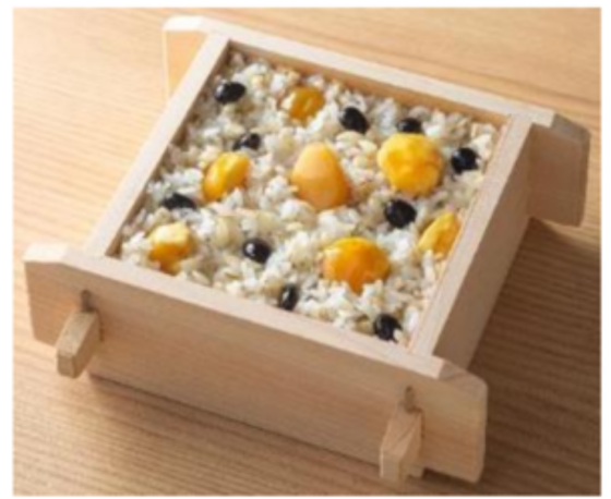 初登場！〜食物繊維たっぷりもち麦入りおこわ〜