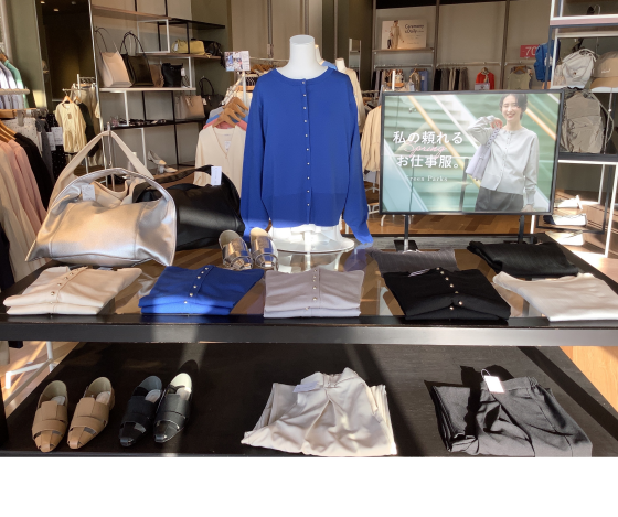 金釦コンパクトニットカーディガン