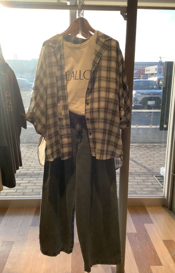 開襟シアーシャツジャケット