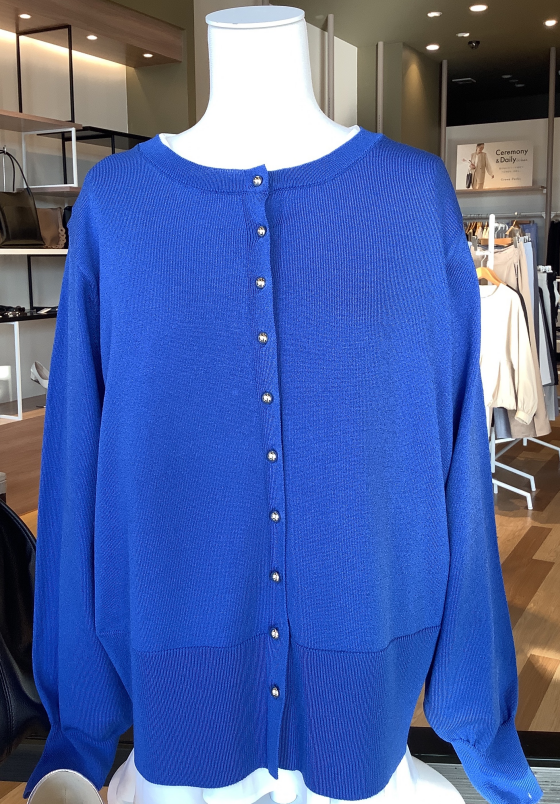 金釦コンパクトニットカーディガン