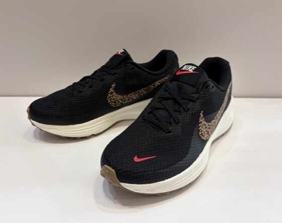 NIKEから新作ランニングシューズのご紹介☆