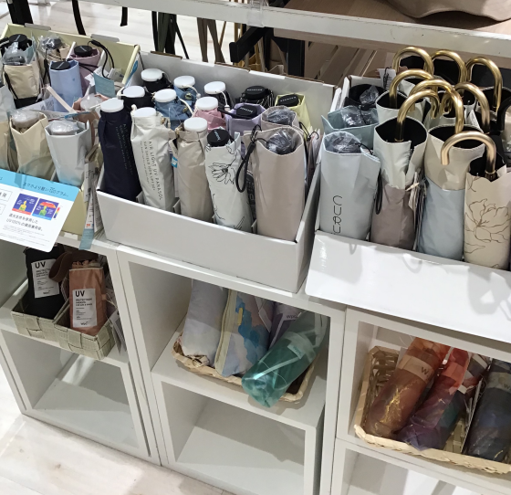 ⭐︎ 母の日 無料ラッピングキャンペーン 開催中！！ ⭐︎