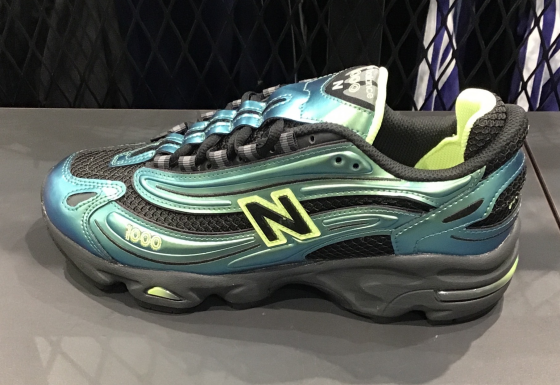 NB U1000登場！
