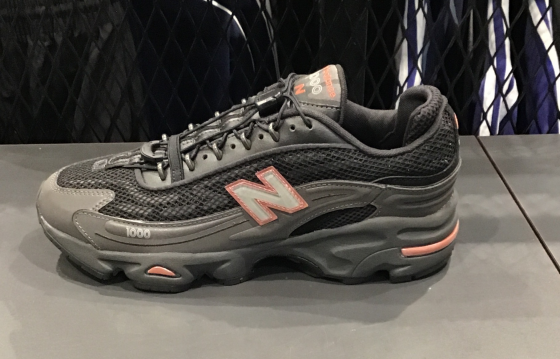 NB U1000登場！