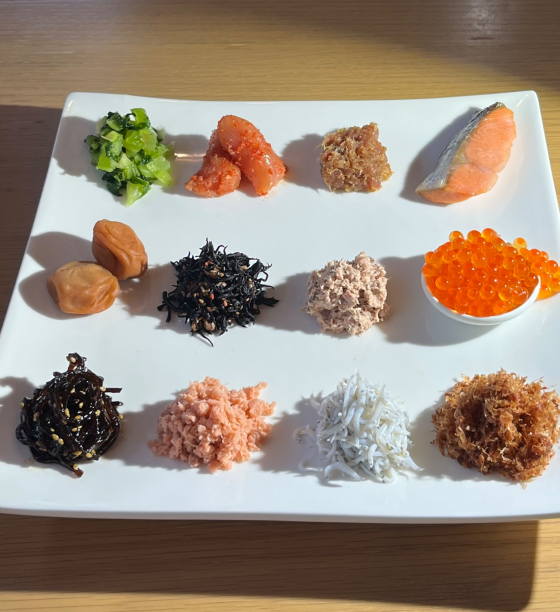 お好みのおにぎりで定食お作りします🌈