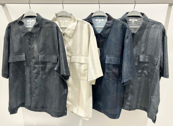 🌺シンプルになりがちな夏のコーデに透かし柄シャツはいかが❓