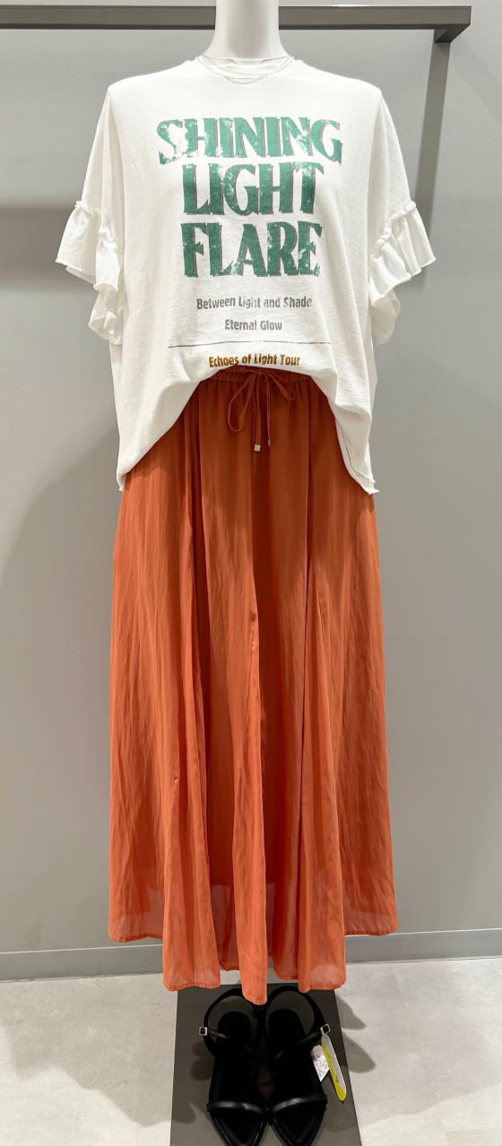 大人気の袖フリルTシャツ　新カラー入荷しました‼️