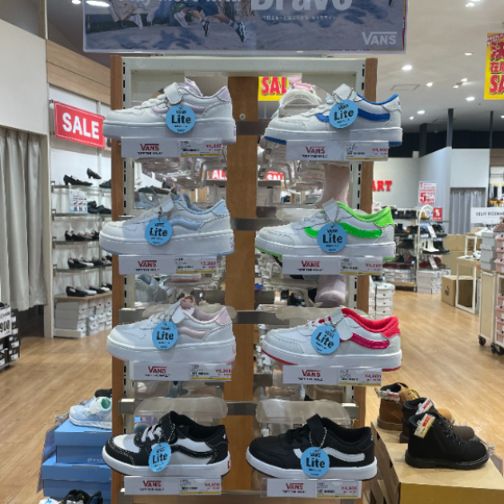 新作！！！　VANSキッズシューズ