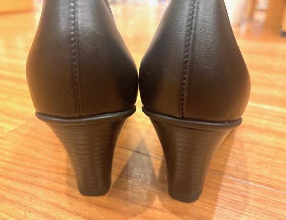 ✨上質な本革パンプス✨