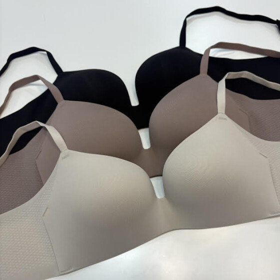 【NEW】ゴコチ　ノンワイヤーブラ