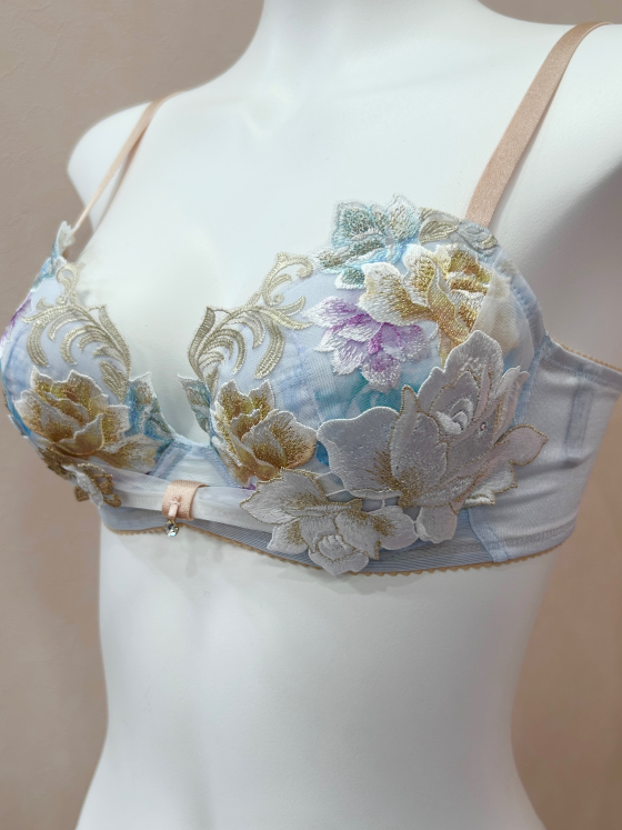 Salute【26Group】リボンブラ