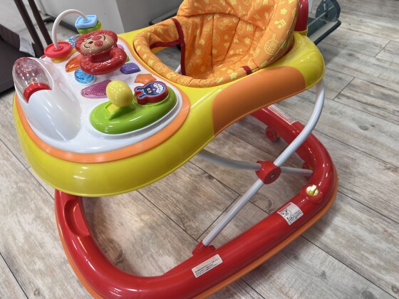 それいけ！アンパンマン おしゃべりウォーカー 入荷