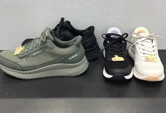 防水スニーカー入荷！！