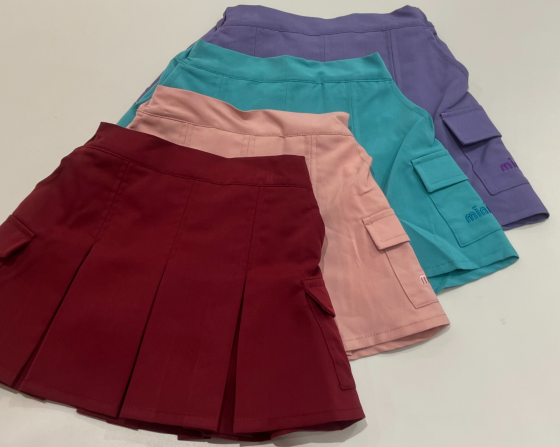 Minimalのタックスカート入荷☆彡