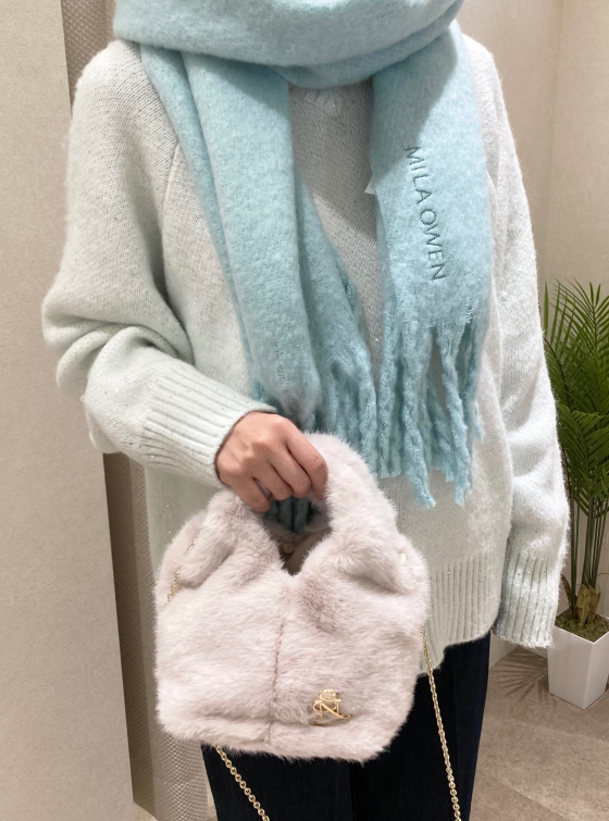 おすすめニットとストールのご紹介