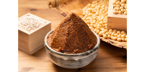 カラダの中から美しく美腸活　こだわりのお味噌づくり体験