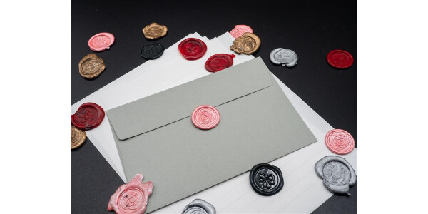 卒業式や入学式に　蝋封で作る特別な手紙を書こう