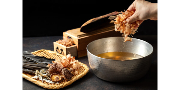 夏の自由研究に「だし」を学ぼう　「にんべんかつお節」簡単料理教室