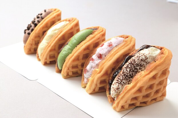 ワッフル・京バウム販売