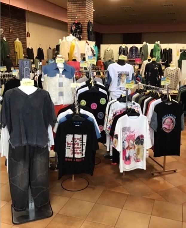 summerアイテム続々入荷中！