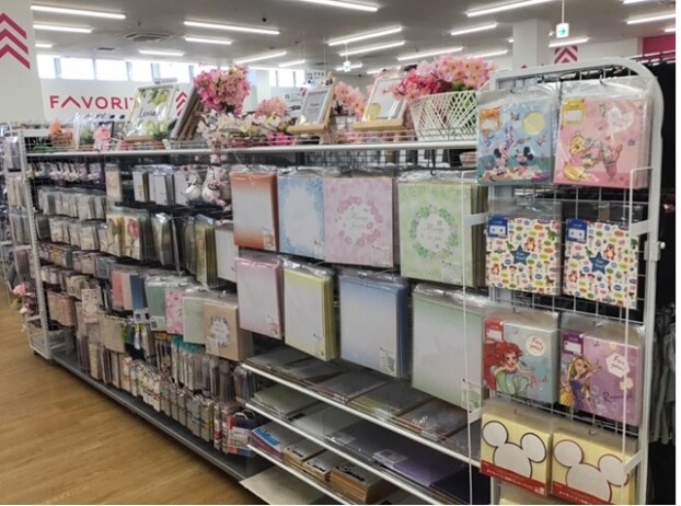 色紙グッズが入荷中！