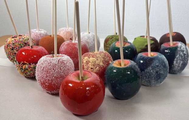 人気のりんご飴キッチンカーがやってくる🍎