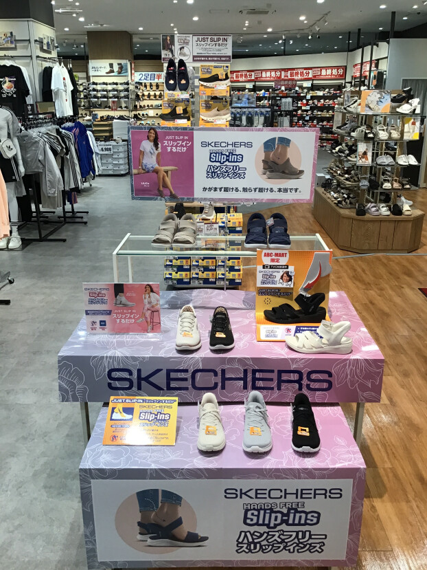 スケッチャーズさらに入荷！