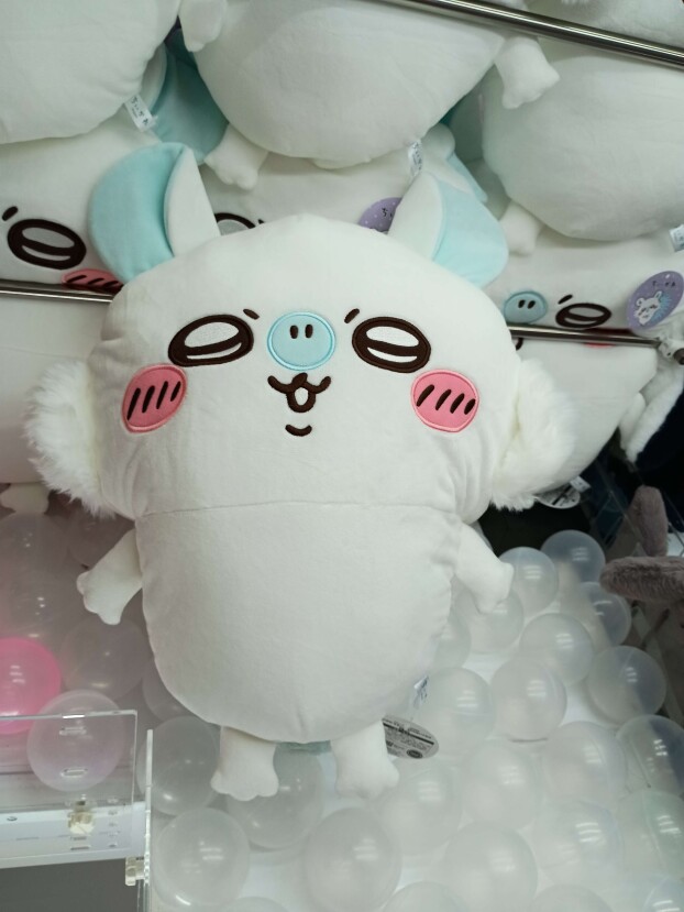 ✨新着景品情報✨ちいかわ　モモンガ超ＢＩＧぬいぐるみ