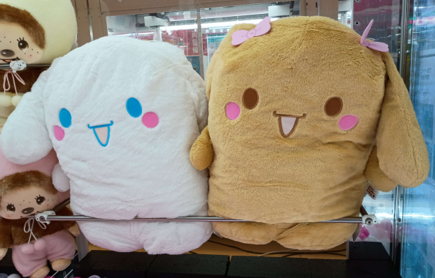 ✨新着景品情報✨シナモロール　ならべてどーみぃふれんず　おおきい！ぬいぐるみーシナモンフレンズー