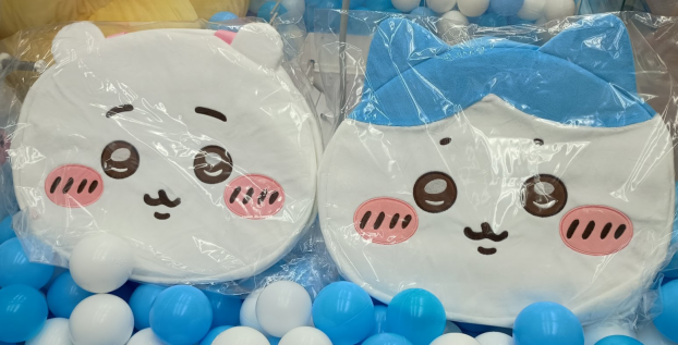 ✨新着景品情報✨ちいかわ　おかおＢＩＧボストンバッグ　１