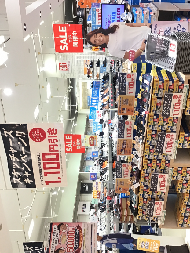 スケッチャーズセール開催中♪