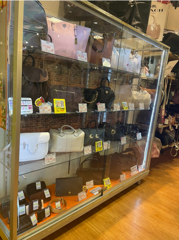 【ショーケースの商品値下げしました♪】