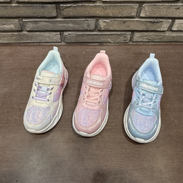 【ホーキンスのキラキラキッズシューズ‼】