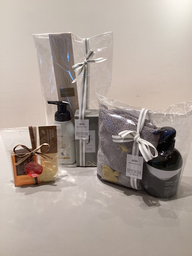 ギフトラッピング承ります🎁