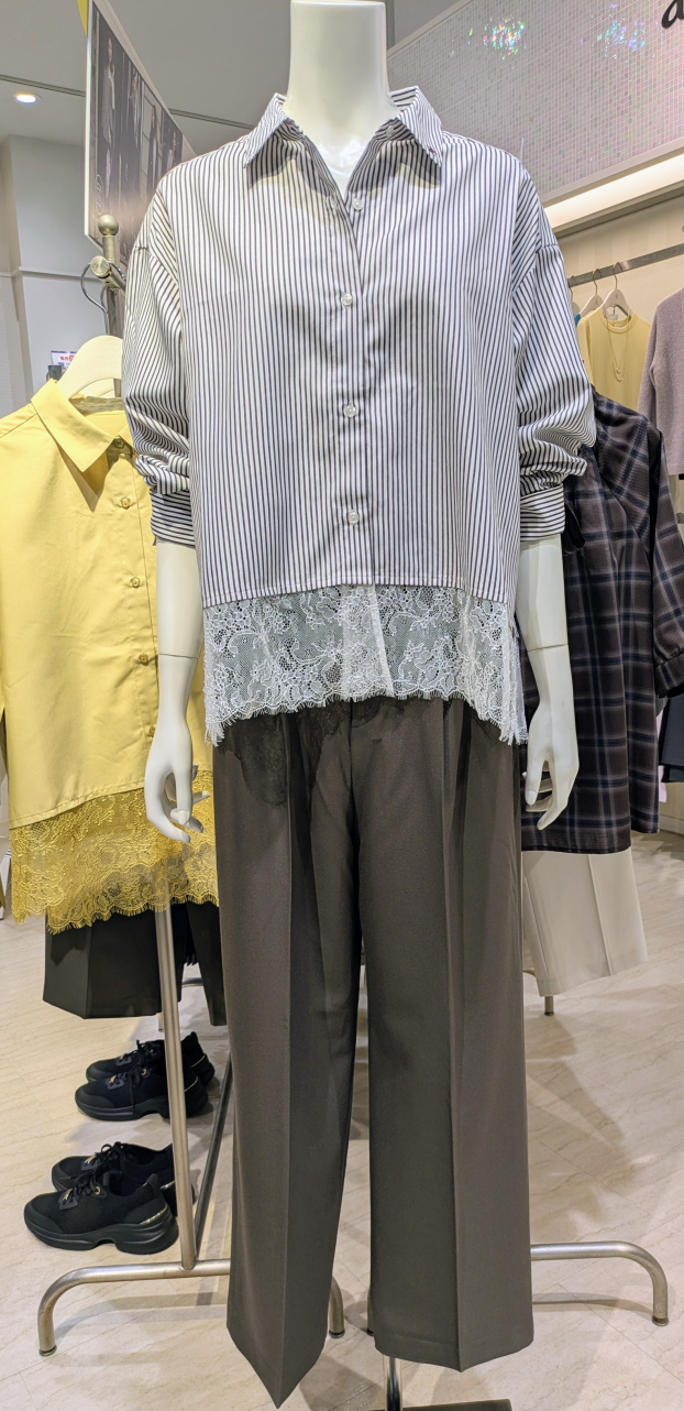 ANYSIS／1枚で可愛く決まる上品シャツ👕