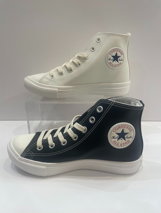 CONVERSEから雨の日のオールスター☆